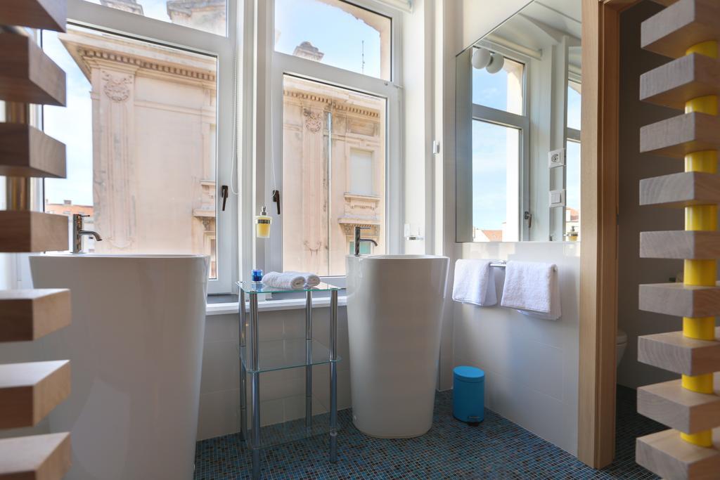 Bed & Atmosphere Rooms Split Værelse billede