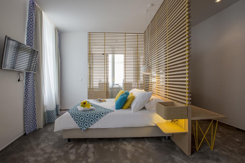 Bed & Atmosphere Rooms Split Værelse billede