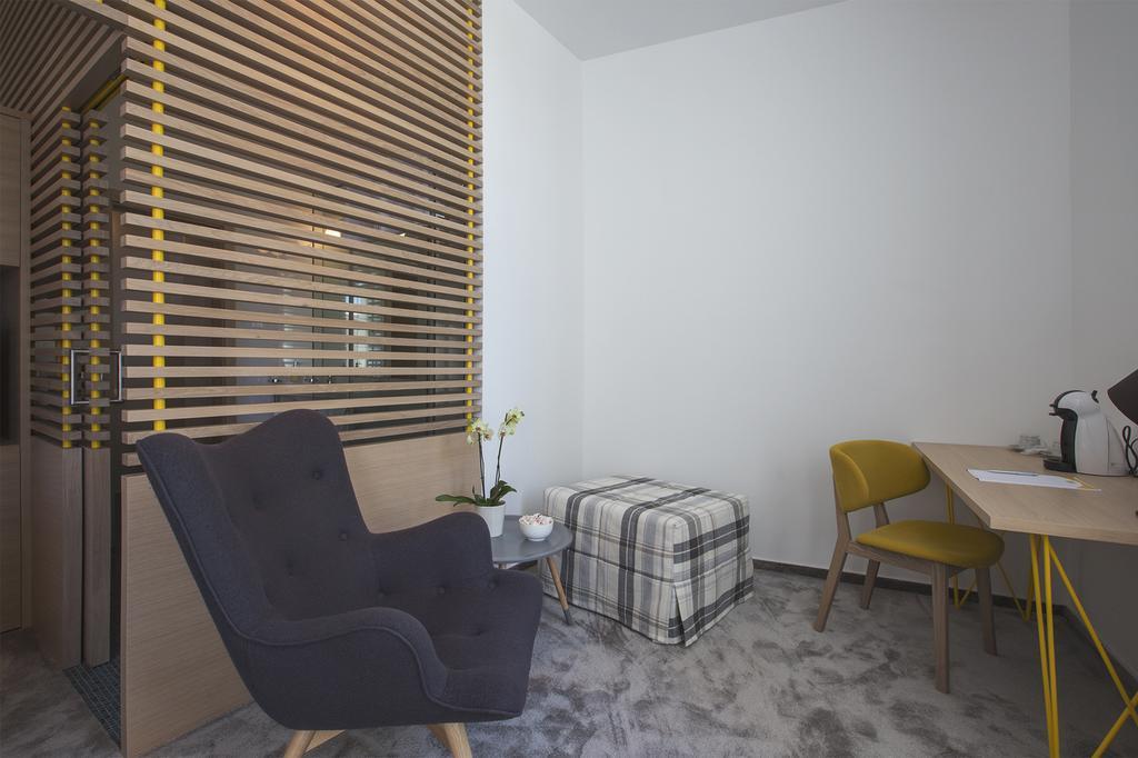 Bed & Atmosphere Rooms Split Værelse billede